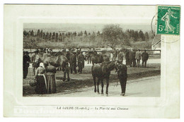 CPA - 28 - LA LOUPE - Marché Aux Chevaux       ***SUPERBE *** - La Loupe