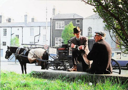 Waiting  For A Fare In A Dublin  Street    Fiacre Attelage - Taxis & Huurvoertuigen