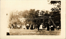 PC CPA US, IA, CEDAR RAPIDS, RIVERSIDE PARK, REAL PHOTO POSTCARD (b6713) - Cedar Rapids