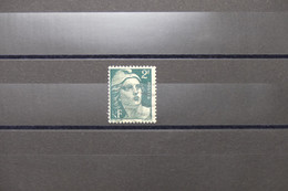 FRANCE - Variété - N° Yvert 713 - Type Gandon - R De RF Effacé - Oblitéré - L 73954 - Used Stamps