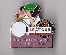 PIN'S THEME SPORTS / CYCLISME TOUR DE FRANCE 12 JUILLET 1991 TOURVILLE EN AUGE  DANS LE DEPT  DU CALVADOS - Cyclisme