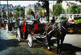 Paris -  Rond Point Champs élysées - Fiacre - Taxis & Huurvoertuigen