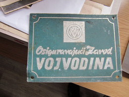 Old Tin Plate Osiguravajuci Zavod Vojvodina Insurance Institute Of Vojvodina 16x12.5 Cm - Tins