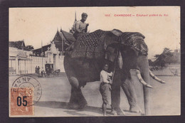 CPA éléphant Cambodge Circulé Timbre Surchargé Annam - Elefantes