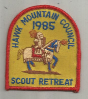 JC ,écusson Tissu , Scouts , Scout , Scoutisme , Etats Unis , Pennsylvanie, HAWK MOUNTAIN COUNCIL , 1985 , Scout Retreat - Patches