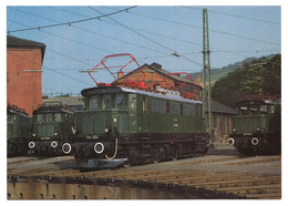 DB - Elektro-Personenzuglokomotive E 44 002-3 (später DB 144 002-3) Am 21.7.1984 In Bw Würzburg - Trains