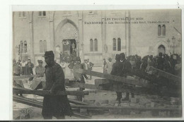 NARBONNE LES TROUBLES DU MIDI  LES BARRICADES  TRES BON ETAT - Grèves