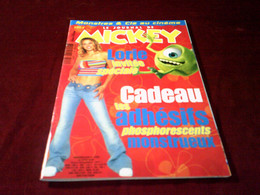 LE JOURNAL DE MICKEY   N° 2596   LE 20 MARS  2002  / LORIE EN COUVERTURE - Autres & Non Classés