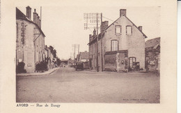Delcampe - 18 - AVORD (Cher)  Rue De Baugy - Avord