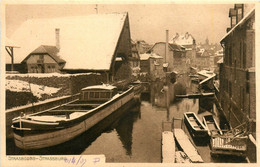 Strasbourg * Vue Sur Le Canal * Péniche Sous La Neige * Batellerie - Strasbourg