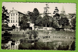 CARRIERES SUR SEINE / LA MAIRIE ET L'EGLISE / Carte écrite En 1957 - Carrières-sur-Seine