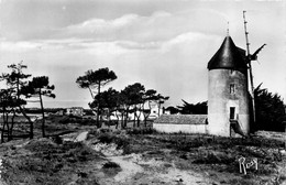 Ile De Noirmoutier * La Guérinière * Un Vieux Moulin à Vent La Dune Et La Côte * Molen - Ile De Noirmoutier
