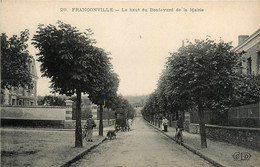 Franconville * Le Haut Du Boulevard De La Mairie * Villa * Diligence - Franconville