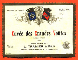 étiquette De Vin Cuvée Des Grandes Voutes L Tramier Et Fils à 71640 - 75 Cl - Vin De Pays D'Oc