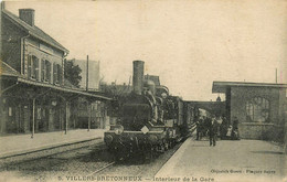 Villers Bretonneaux * Intérieur De La Gare * Train Locomotive * Ligne Chemin De Fer De La Somme - Villers Bretonneux