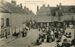 Fère En Tardenois * Place De La République * Le Marché * Foire * Restaurant - Fere En Tardenois