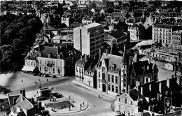 Nevers * Place Carnot * La Caisse D'épargne - Nevers