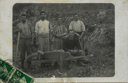 Les Essarts Le Roi ( Cachet Depart ) * Carte Photo * Ouvriers De La Carrière * Thème Carrières Mine Mines - Les Essarts Le Roi