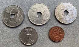 Lot De 5 Monnaies Du Danemark—5 Ores, 10 Ores, 25 Ores (3 à Trous)—1964/1983—Etat Correct - Denemarken