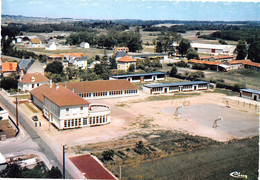 LENCLOITRE - Vue Aérienne - Le Groupe Scolaire - Arch Gouron, Chatellerault - Préfabriqués Ets Sofaco - Tirage D'éditeur - Lencloitre