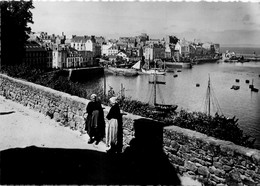 Douarnenez * Vue Sur Le Port - Douarnenez