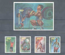 Olympische Spelen 1992 , Nevis - Blok + Zegels Postfris - Summer 1992: Barcelona