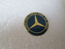 PIN'S     MERCEDES BENZ  INTERNATIONAL GARAGE  PUGET SUR ARGENS - Mercedes