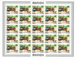 1985 - Rwanda - ANNEE DE LA PRODUCTION VIVRIERE - EMPLOI DES ENGRAIS - Feuille Entière De 25 Tp N° 1170 - Unused Stamps