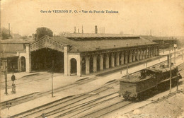 18 GARE DE VIERZON P.O. VUE DU PONT DE TOULOUSE LOCOMOTIVE EN GARE - Vierzon