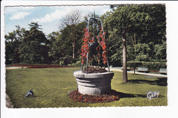 AVRANCHES - Jardin Public. Le Puits Fleuri - Avranches