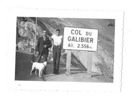 COL DU GALIBIER SEPTEMBRE 1958 PANNEAU 2556 METRES - PHOTO - Lugares