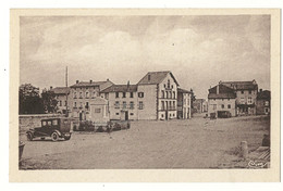 Loudes - Monument Aux Morts De La Guerre - Place Et Hôtel - 76 - Loudes