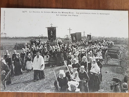 Plomodiern.le Pardon De Sainte Marie Du Menez Hom.la Procession Dans La Montagne.le Cortège Des Voeux.villard 3477 - Plomodiern