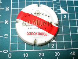 G.H. MUMM  CHAMPAGNE   CAPSULA - Mumm GH