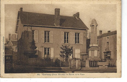 79 - CERIZAY - La Mairie Et La Place - Cerizay