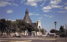 Trois Rivières - Sanctuaire Notre Dame Du Cap Shrine - La Basilique - Trois-Rivières