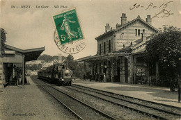 Mézy * La Gare * Train Locomotive * Ligne Chemin De Fer Des Yvelines - Autres & Non Classés