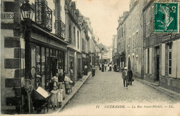 Guérande * La Rue St Michel * Coiffeur BROQUET * Commerce Magasin - Guérande