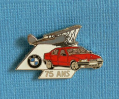 1 PIN'S //  ** AVION BIPLAN / BMW 75 ANS ** . (BMW  Démons & Merveilles) - BMW