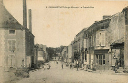 Moncoutant * La Grande Rue * Villageois - Moncoutant