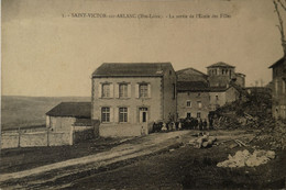 St. Christo En Jarret (42) Place De L' Eglise (Cafe Bret) 1913 - Autres & Non Classés