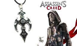 ASSASSIN CREED ORIENTE CHAIN COLLANA CON CIONDOLO SUPER CLASSE PER LEI & LUI UNISEX PIRATI - Teatro & Disfraces