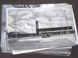 Nederland Holland Pays Bas Beverwijk Met Station En Beeld - Beverwijk