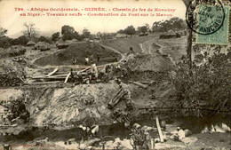 GUINÉE - Carte Postale - Construction D'un Pont Pour La Ligne De Chemin De Fer De Konakry - L 74879 - Guinée Française