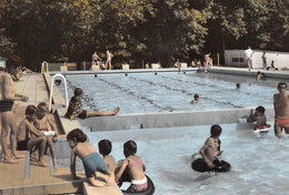 VOUILLE-la-BATAILLE - La Piscine - Vouille