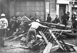 GREVES - MAI 1968 - TOULOUSE - BARRICADE RUE DU REMPART SAINT-ETIENNE - 12 JUIN 1968 - Rare. - Grèves