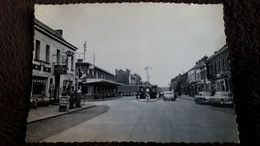 CPSM QUIEVRAIN GARE ROUTIERE INTERNATIONALE ED THILL NELS DOUANE AUTO VOITURE POMPOE A ESSENCE - Quiévrain