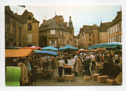 - CPM SARLAT (24) - Le Marché Place De La Liberté 1984 (belle Animation) - Editions René 1253 - - Sarlat La Caneda