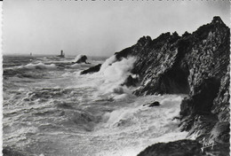 Pointe Du Raz - La Pointe Par Mauvais Temps - Plogoff