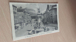 CPA - 51. GRENOBLE La Place Notre Dame Le Monument Des 3 Ordres La Cathédrale Et Le Saint Eynard - Grenoble
